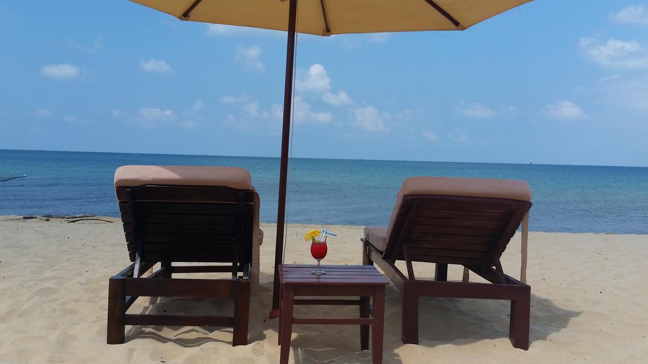 Coastal Village Beach Resort Phu Quoc Exterior photo