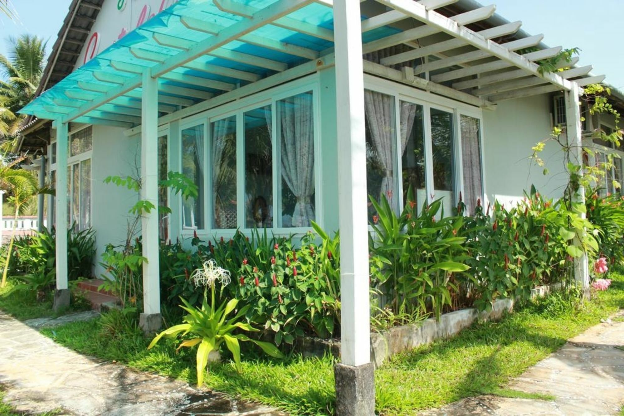 Coastal Village Beach Resort Phu Quoc Exterior photo